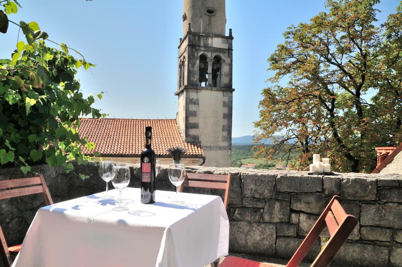 Blackbird House Štanjel Historic Center Buitenkant foto
