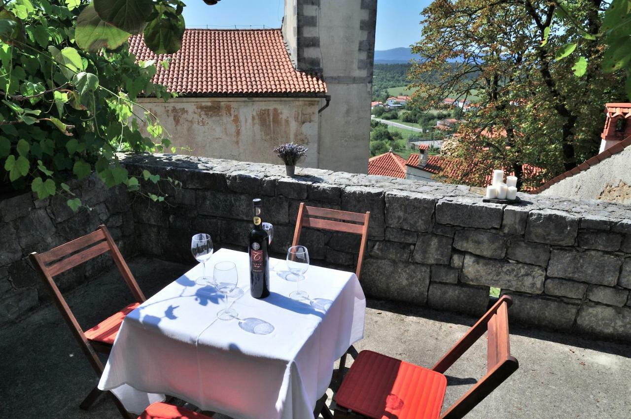 Blackbird House Štanjel Historic Center Buitenkant foto